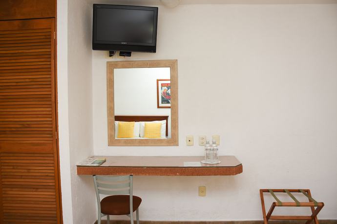 Imagen de la habitación del Hotel Camba. Foto 11