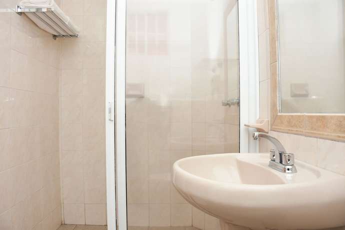 Imagen de la habitación del Hotel Camba. Foto 12