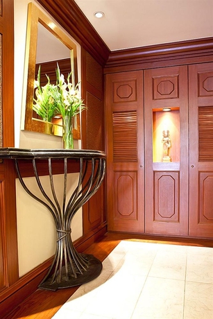 Imagen de la habitación del Hotel Cambodiana. Foto 4