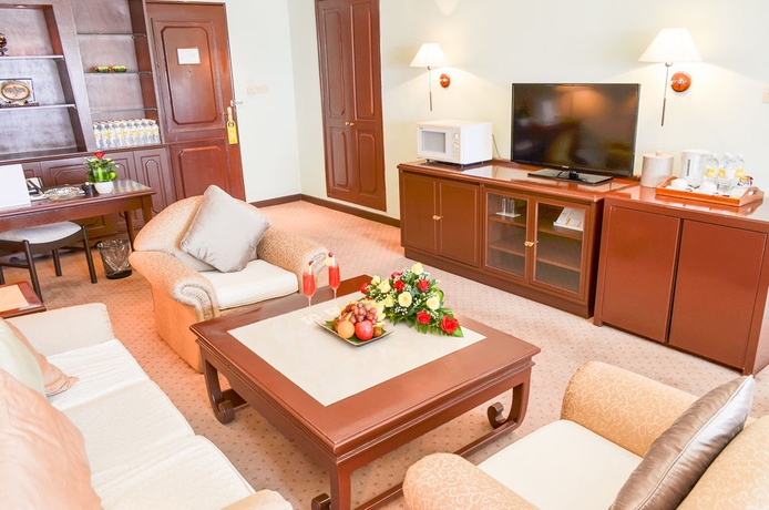 Imagen de los interiores del Hotel Cambodiana. Foto 9