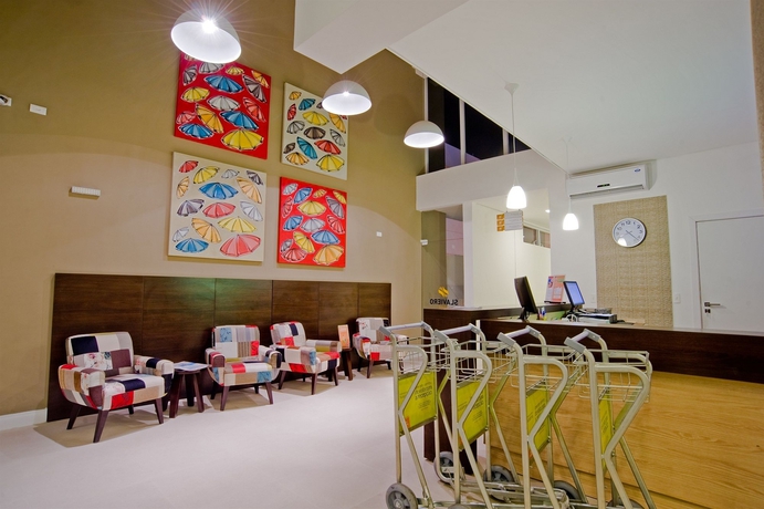 Imagen de los interiores del Hotel Camboriu Express. Foto 12