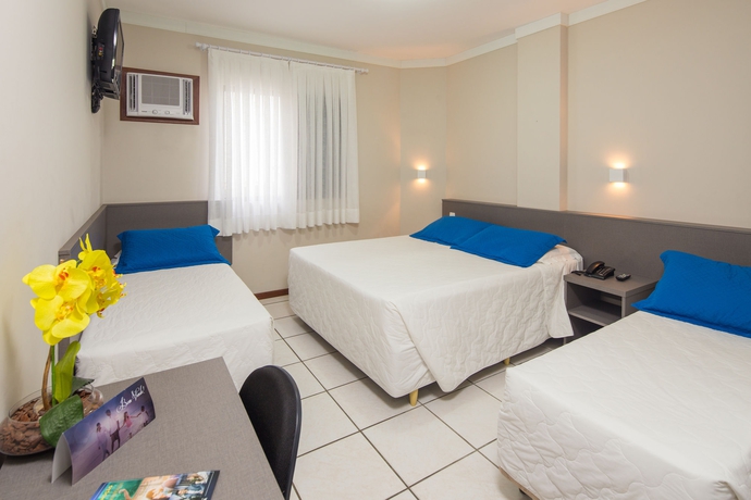 Imagen de la habitación del Hotel Cambori&uacute; Praia. Foto 10