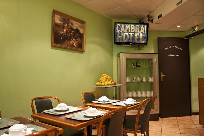 Imagen del bar/restaurante del Hotel Cambrai. Foto 5