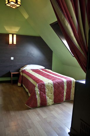 Imagen de la habitación del Hotel Cambrai. Foto 7