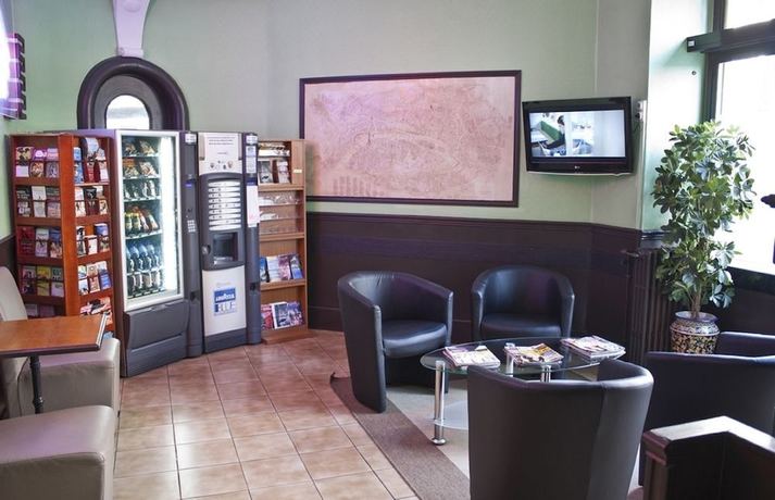 Imagen de los interiores del Hotel Cambrai. Foto 20