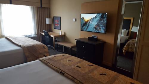 Imagen de la habitación del Hotel Cambria Akron - Canton Airport. Foto 3