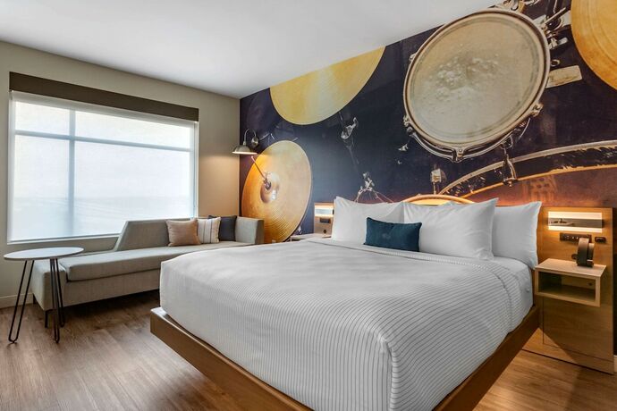 Imagen de la habitación del Hotel Cambria Austin Airport. Foto 17