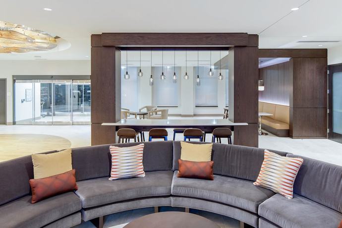 Imagen de los interiores del Hotel Cambria College Park. Foto 19