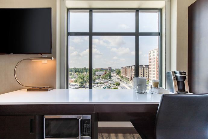 Imagen de la habitación del Hotel Cambria College Park. Foto 16