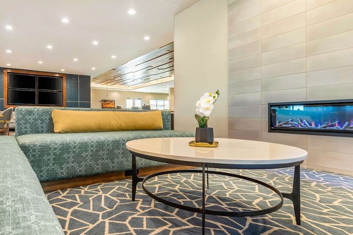Imagen de los interiores del Hotel Cambria Davenport Quad Cities. Foto 20