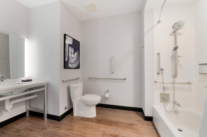 Imagen de la habitación del Hotel Cambria Detroit Downtown. Foto 9