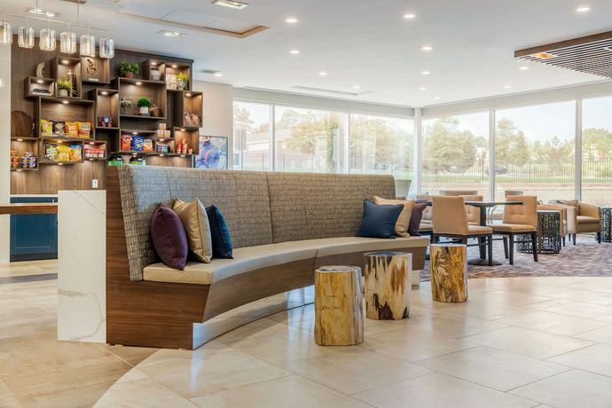 Imagen de los interiores del Hotel Cambria Fort Mill. Foto 18