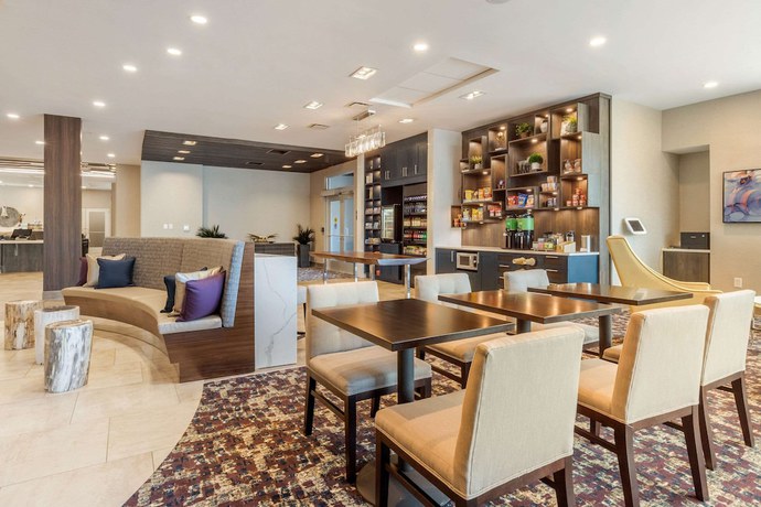 Imagen de los interiores del Hotel Cambria Fort Mill. Foto 19