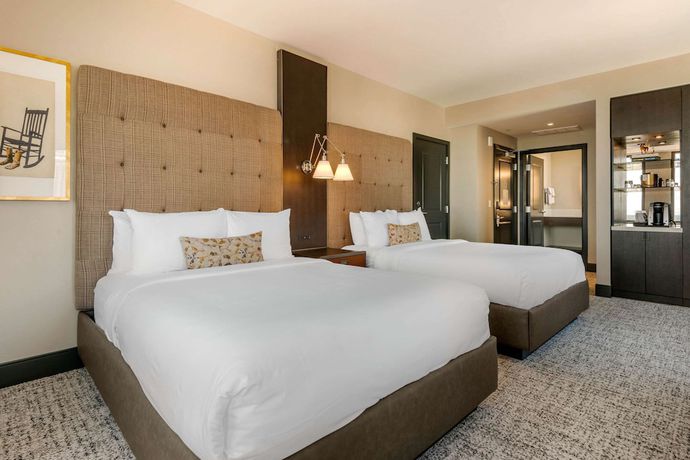 Imagen de la habitación del Hotel Cambria Houston Downtown Convention Center. Foto 10