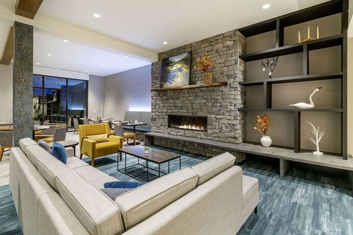 Imagen general del Hotel Cambria Lake Placid - Lakeside Resort. Foto 10