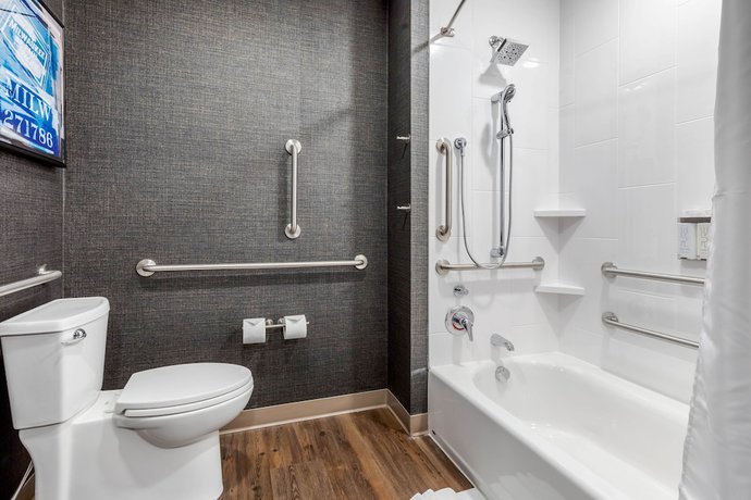 Imagen de la habitación del Hotel Cambria Milwaukee Downtown. Foto 18