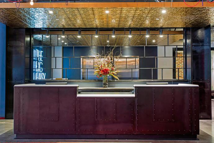 Imagen de los interiores del Hotel Cambria New Orleans Downtown Warehouse District. Foto 8