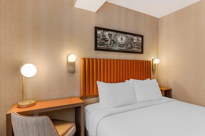 Imagen de la habitación del Hotel Cambria New York Times Square. Foto 6