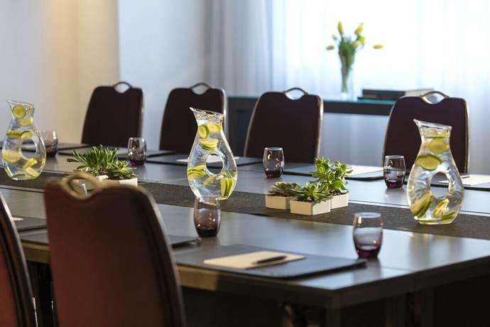 Imagen de los interiores del Hotel Cambria Orlando Universal Blvd. Foto 12