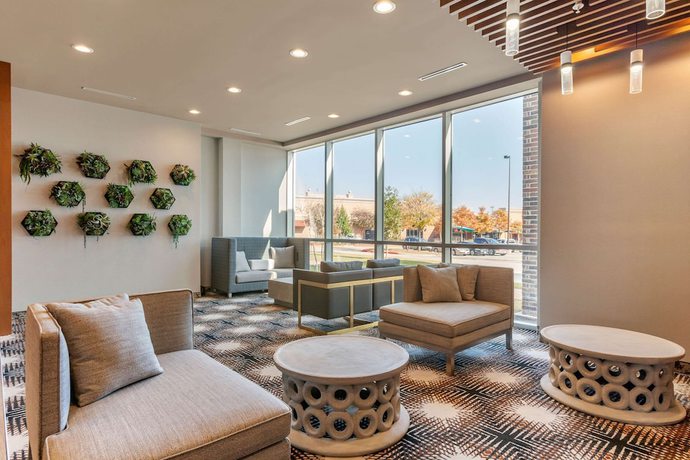 Imagen de los interiores del Hotel Cambria Richardson - Dallas. Foto 17