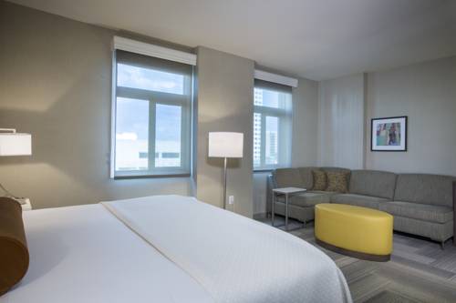 Imagen de la habitación del Hotel Cambria Rockville. Foto 7