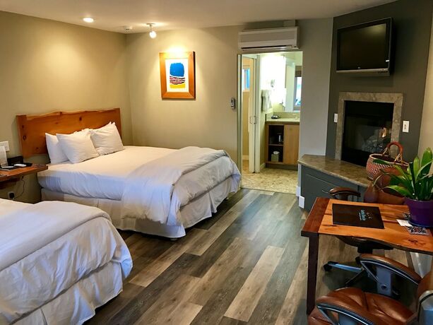 Imagen de la habitación del Hotel Cambria Shores Inn. Foto 17