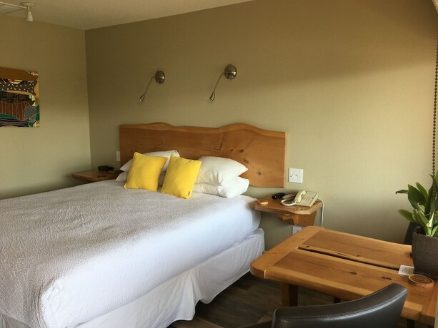 Imagen de la habitación del Hotel Cambria Shores Inn. Foto 20