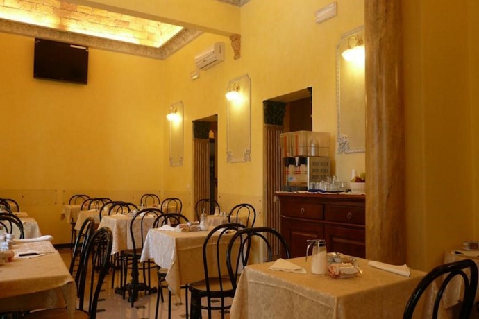 Imagen general del Hotel Cambridge. Foto 6