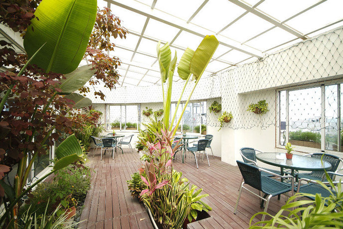 Imagen de los exteriores del Hotel Cambridge Hotel Yung Kong. Foto 15