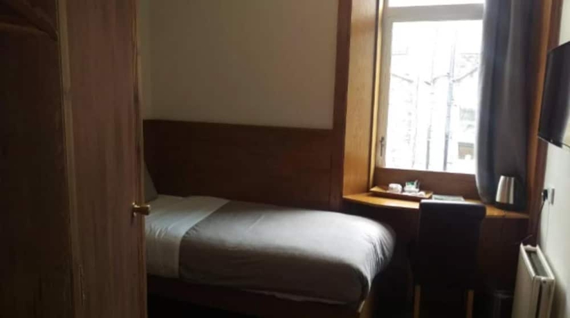 Imagen de la habitación del Hotel Cambridge House. Foto 8