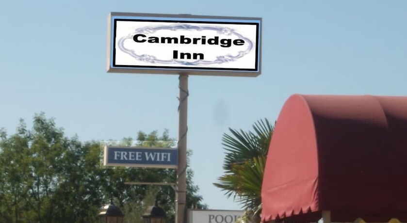 Imagen de los exteriores del Hotel Cambridge Inn Motor Lodge. Foto 11