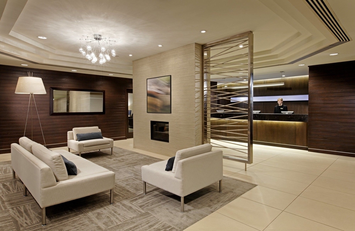 Imagen de los interiores del Hotel Cambridge Suites. Foto 7