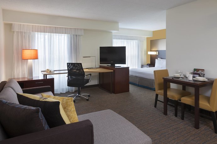 Imagen de la habitación del Hotel Cambridge Suites Mississauga. Foto 6