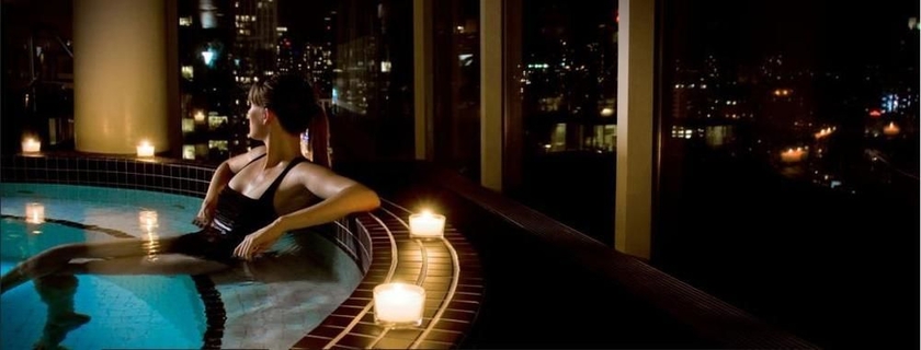 Imagen de la piscina del Hotel Cambridge Suites Toronto. Foto 16