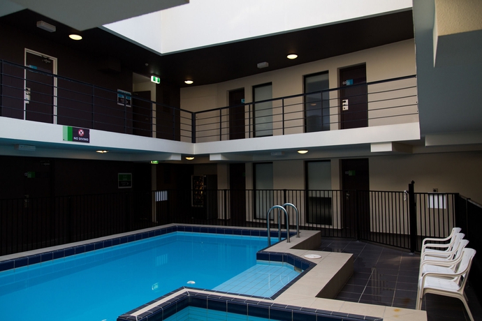 Imagen de la piscina del Hotel Cambridge Sydney. Foto 16