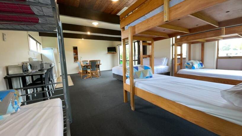 Imagen general del Hotel Cambridge Top 10 Holiday Park - Campsite. Foto 11