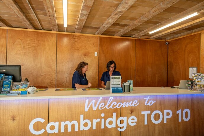 Imagen de los interiores del Hotel Cambridge Top 10 Holiday Park - Campsite. Foto 34