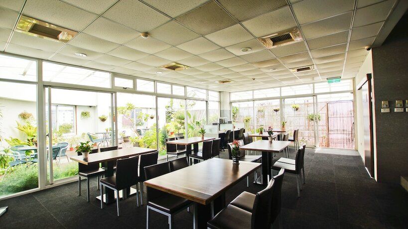 Imagen de los interiores del Hotel Cambridge - Yung Kang. Foto 25