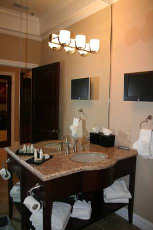 Imagen de la habitación del Hotel Camden On The Lake Resort and Spa. Foto 4