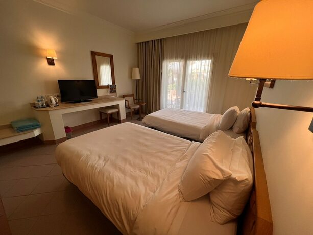 Imagen general del Hotel Camel Dive Club and. Foto 4