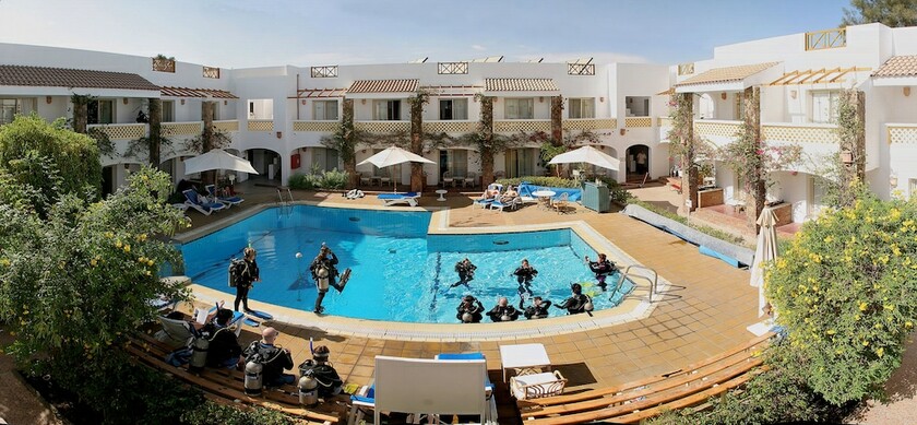 Imagen general del Hotel Camel Dive Club and. Foto 5
