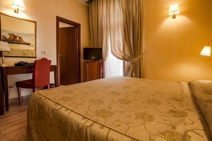 Imagen de la habitación del Hotel Camelia, Castro Pretorio. Foto 7