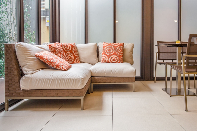 Imagen de los interiores del Hotel Camelia. Foto 8