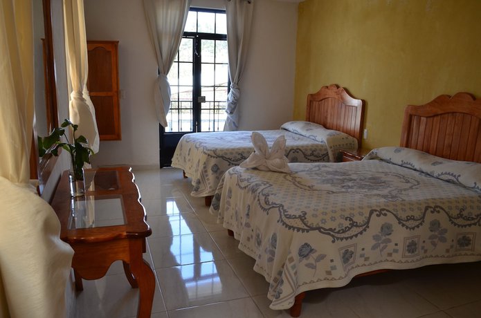 Imagen de la habitación del Hotel Camelinas &Aacute;rea Blanca. Foto 2