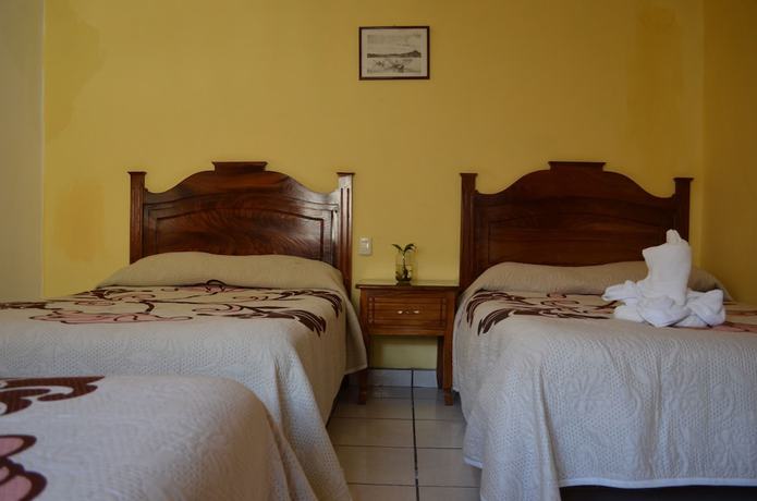 Imagen de la habitación del Hotel Camelinas &Aacute;rea Blanca. Foto 5