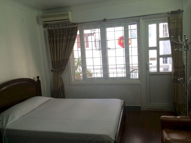 Imagen de la habitación del Hotel Camellia 6. Foto 5
