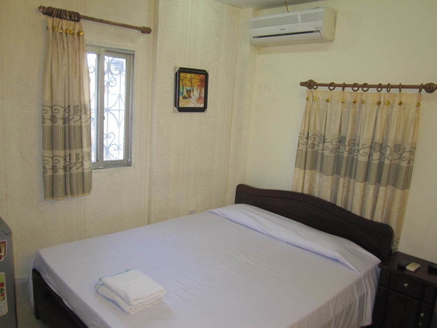 Imagen de la habitación del Hotel Camellia 6. Foto 9