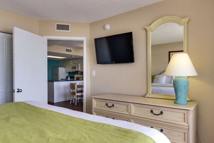 Imagen de la habitación del Hotel Camelot By The Sea By Oceana Resorts. Foto 5