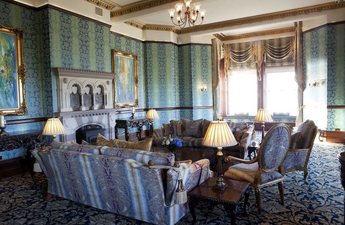 Imagen de los interiores del Hotel Camelot Castle. Foto 17