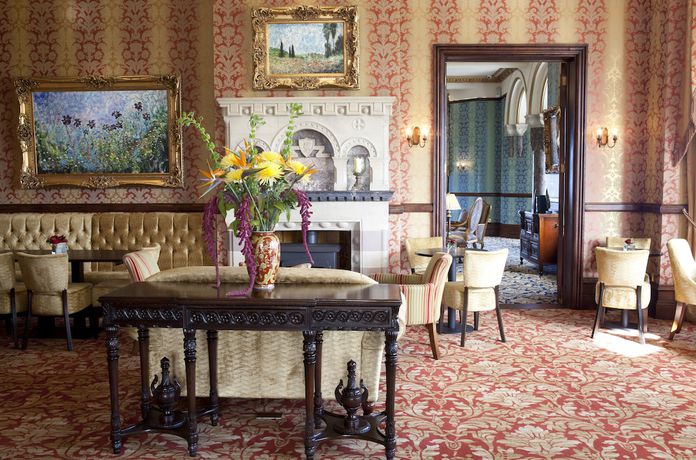 Imagen de los interiores del Hotel Camelot Castle. Foto 19